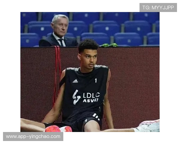 文班亚马蝉联伤病困扰，健康状态下被看好竞争下季MVP